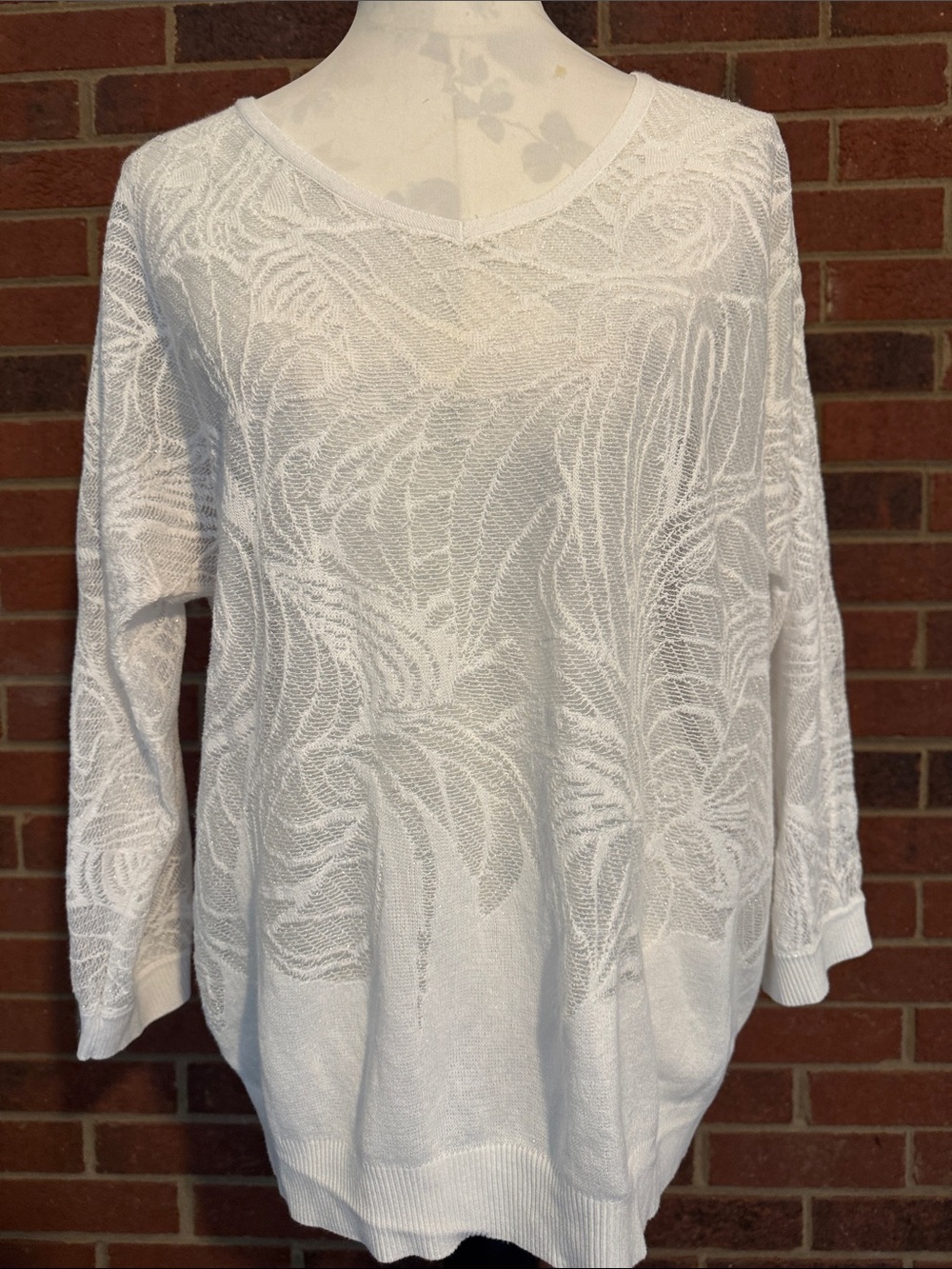 Chico's Alabaster Textured/Shimmer Floral V-neck Sheer Pullover